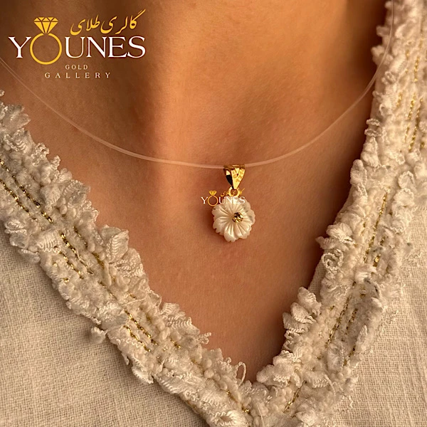 آویز سواروسکی گل بابونه طلا